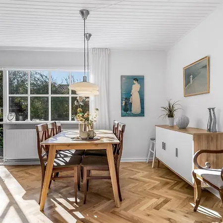 Semesterbostad Julie - 700m From The Sea By Interhome *